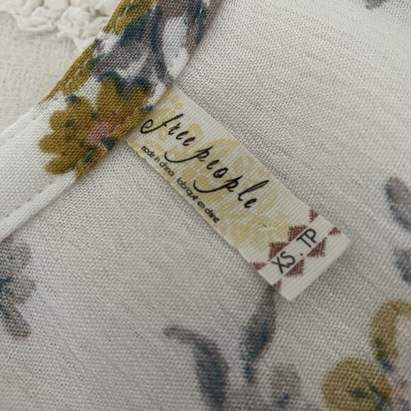 Free People Dress XS Mini Floral Gardenia Swing Tunic Boho Flowy Cottagecore - Picture 11 of 12